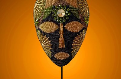 Masque brodé n°51 © Sylune Créations