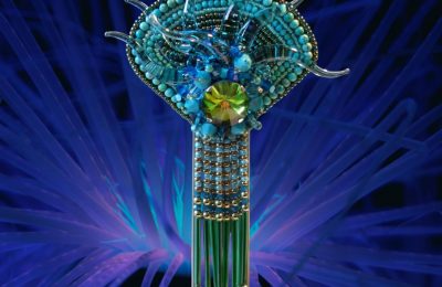 Sculpture gorgone n°2 turquoise © Sylune Créations